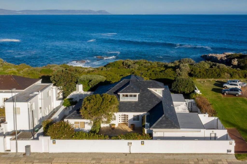 Wild Waters At Kraal Rock On The Cliffs In Hermanus Villa Exteriör bild